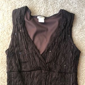 Brown v-neck top with sequin detail
